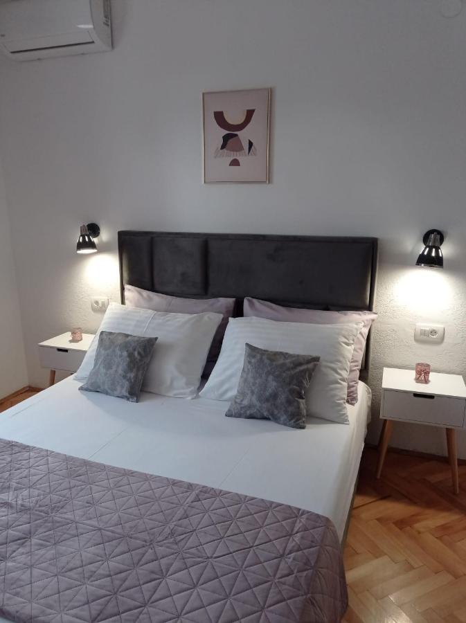 Apartments Mirko Mimice Eksteriør bilde