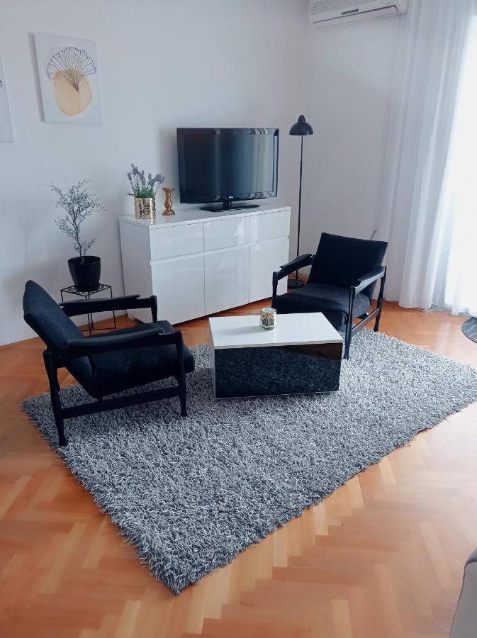 Apartments Mirko Mimice Eksteriør bilde
