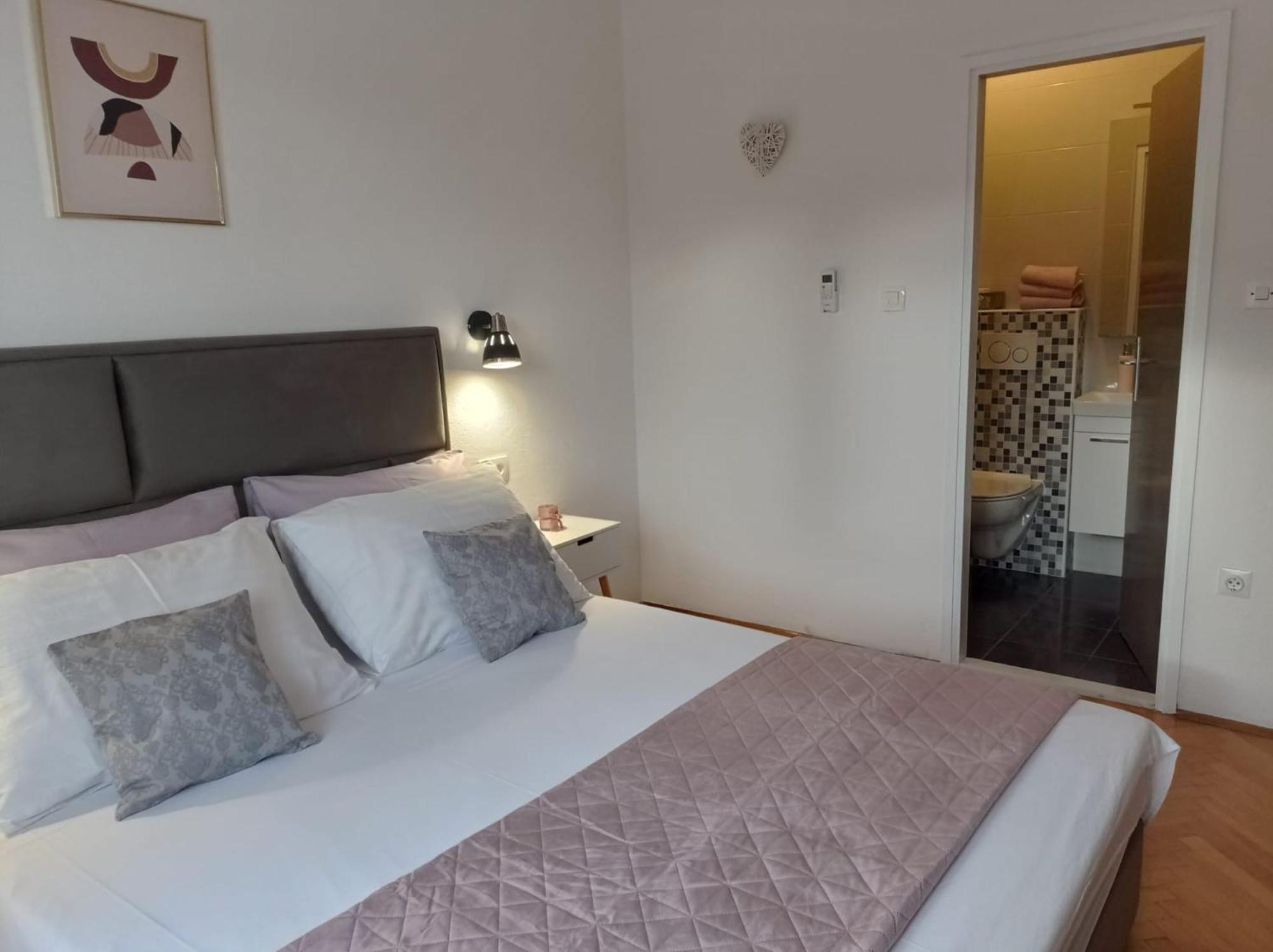 Apartments Mirko Mimice Rom bilde